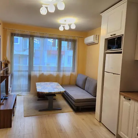Apartament Джиджи